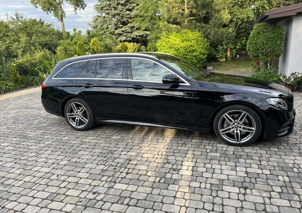 Mercedes-Benz Klasa E cena 139000 przebieg: 149000, rok produkcji 2019 z Nowy Tomyśl małe 37